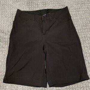 Women's Skyline Traveler Shorts - 8"